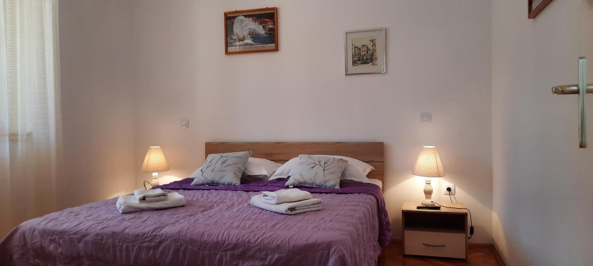 Apartments Villa Beba コミジャ エクステリア 写真