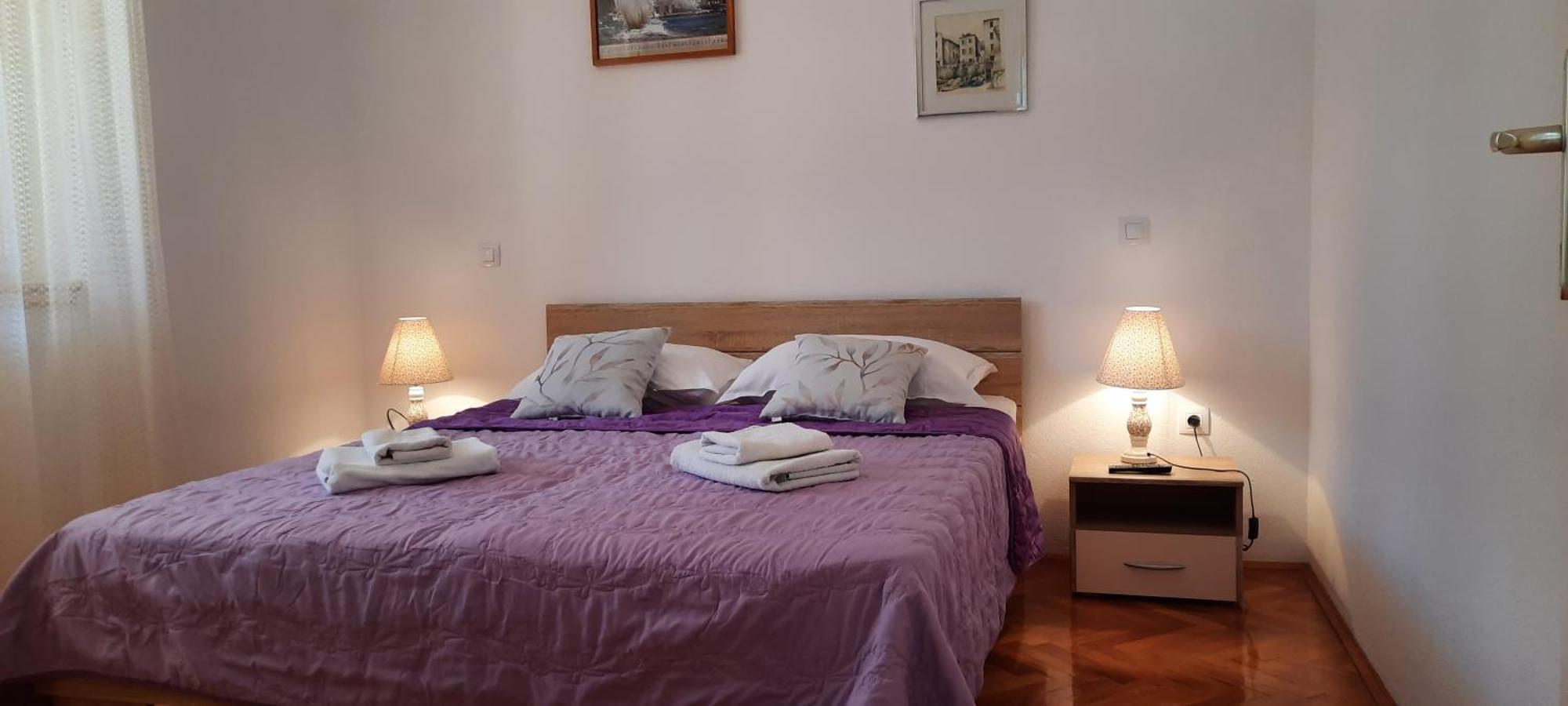 Apartments Villa Beba コミジャ エクステリア 写真